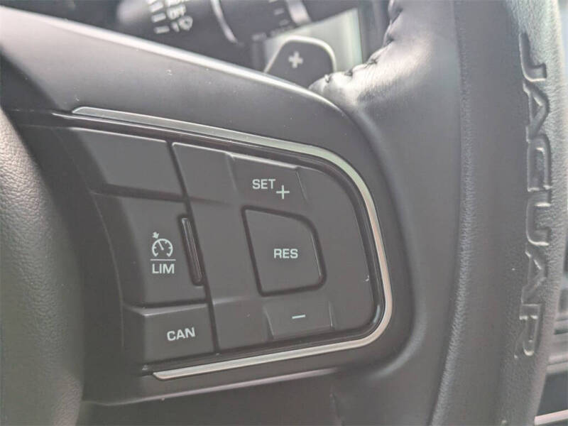 2017 Jaguar XF 35t Premium