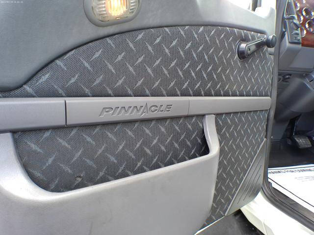 2013 Mack Pinnacle