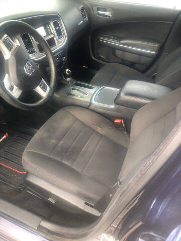 2013 Dodge Charger SE