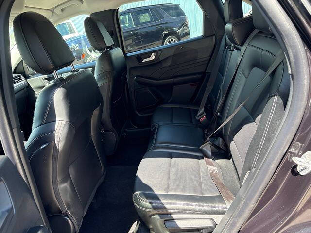 2025 Ford Escape Platinum