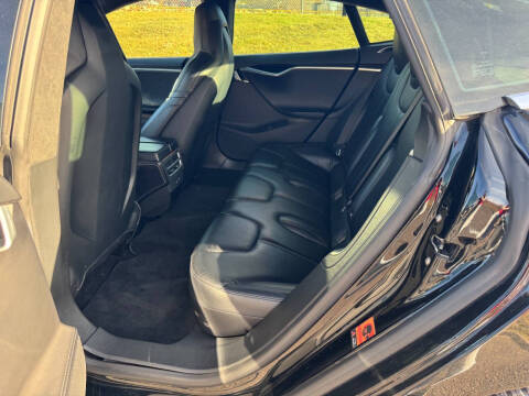 2016 Tesla Model S 90D