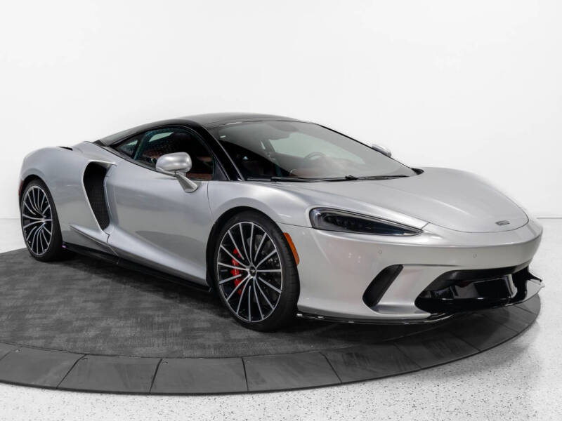 2023 McLaren GT