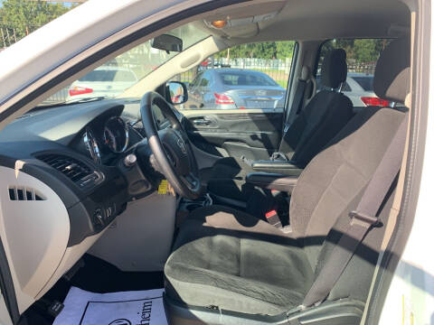 2017 Dodge Grand Caravan SE