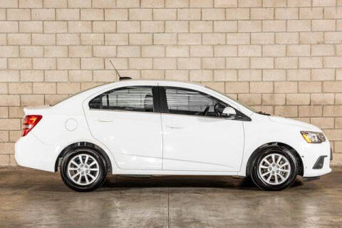 2017 Chevrolet Sonic LT Auto