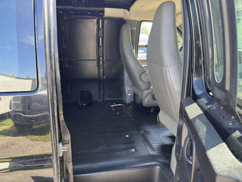 2020 Chevrolet Express 2500