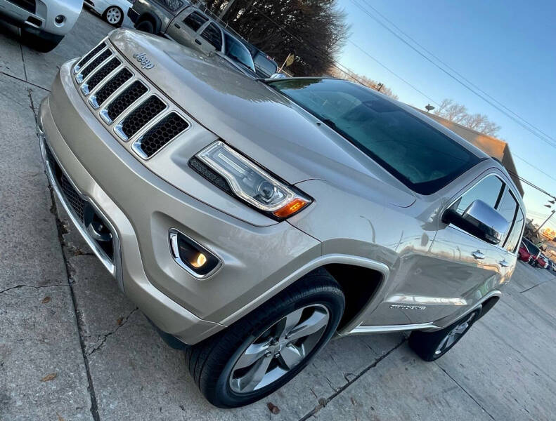 2014 Jeep Grand Cherokee Overland photo 3