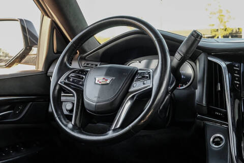 2016 Cadillac Escalade Platinum