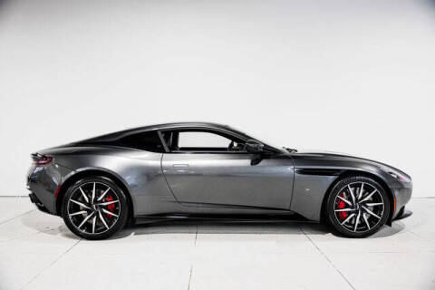 2017 Aston Martin DB11