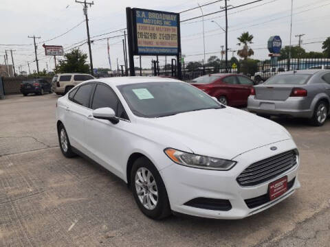 2016 Ford Fusion for sale at S.A. BROADWAY MOTORS INC in San Antonio TX
