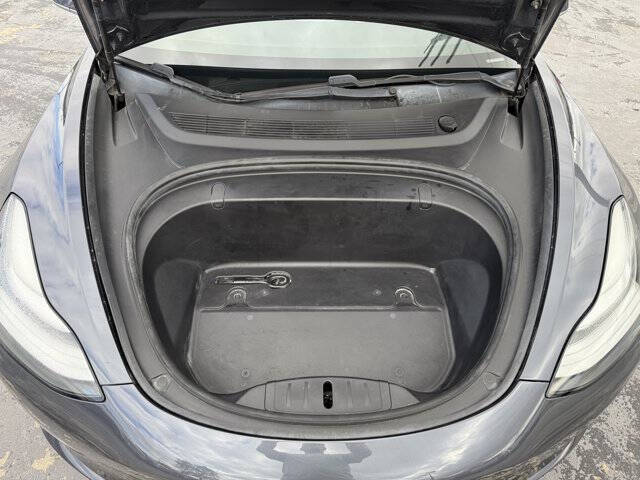 2019 Tesla Model 3 Standard Range Plus