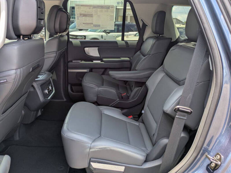 2027 Ford Expedition Active