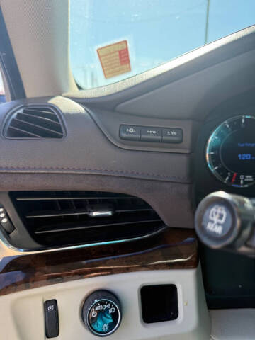 2017 Cadillac Escalade Luxury