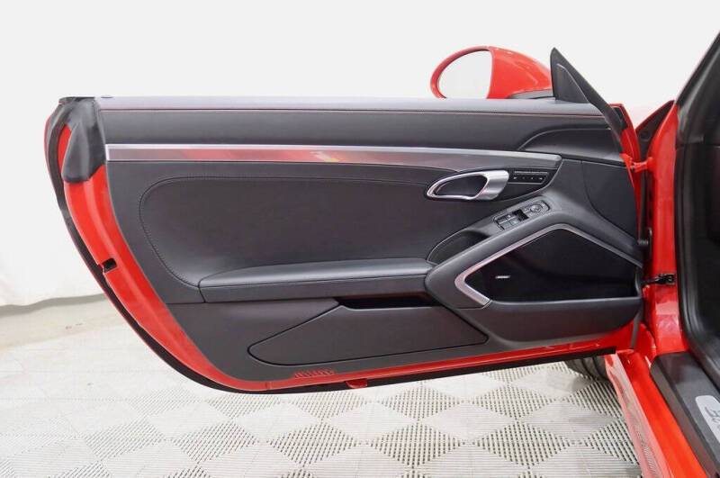 2023 Porsche 718 Boxster