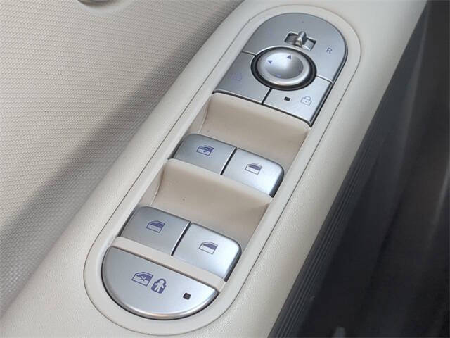 2023 Hyundai Ioniq 5 SE