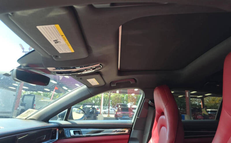 2018 Porsche Panamera