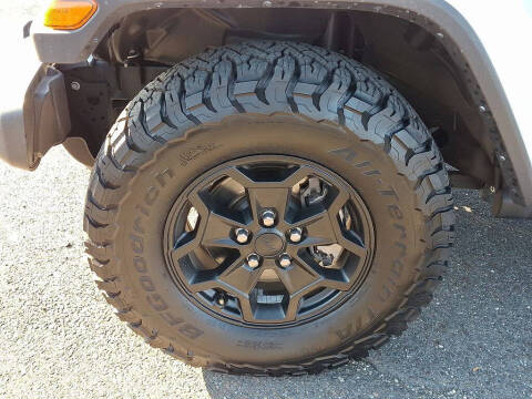 2022 Jeep Gladiator Willys