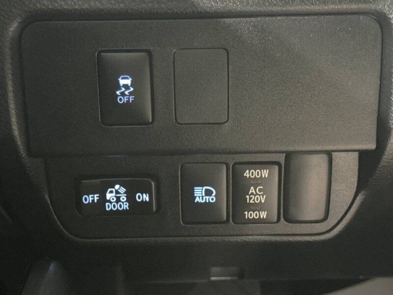 2023 Toyota Tacoma TRD Off-Road