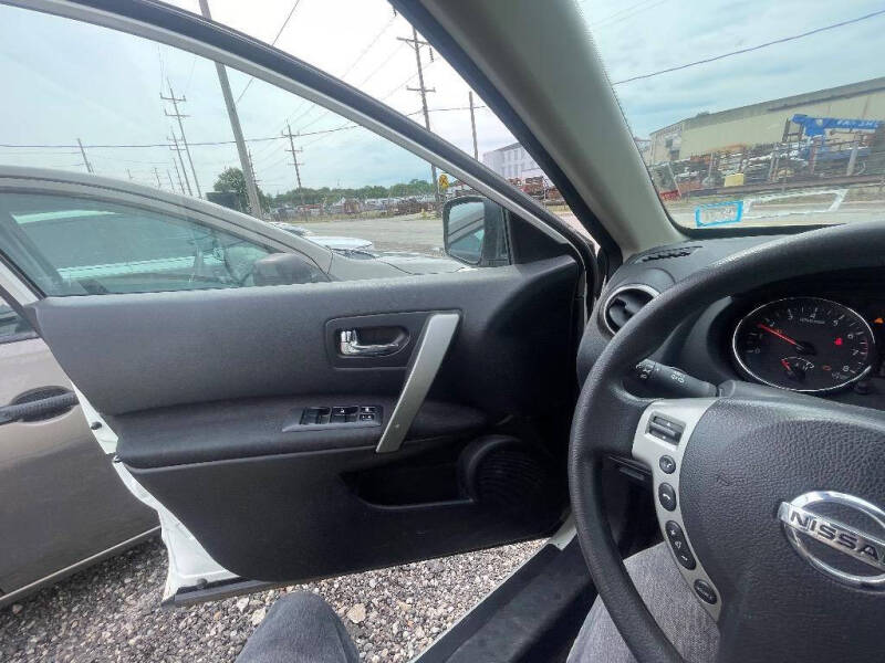 2014 Nissan Rogue Select S
