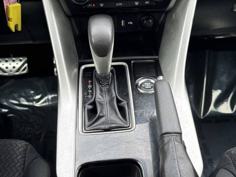 2022 Mitsubishi Eclipse Cross ES