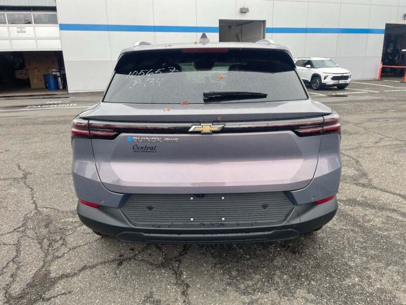 2026 Chevrolet Equinox EV LT 2