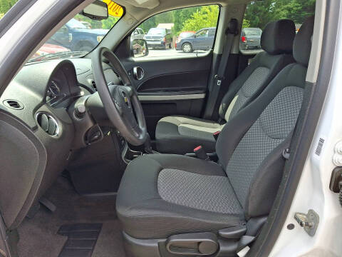 2011 Chevrolet HHR LS