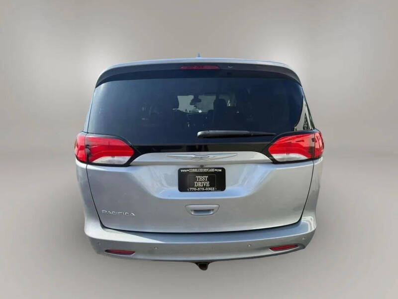 2017 Chrysler Pacifica Touring