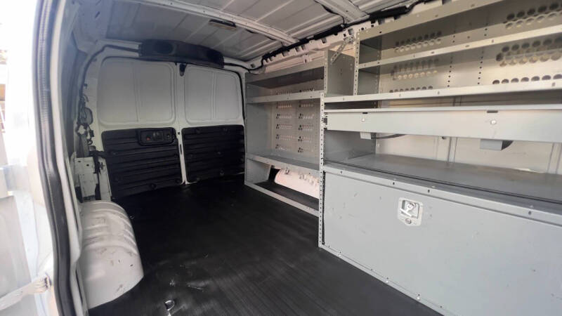 2021 Chevrolet Express 2500