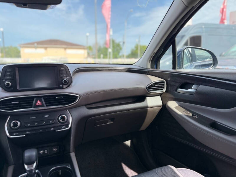 2020 Hyundai Santa Fe SE