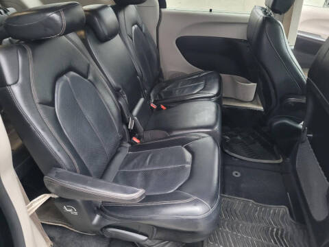 2018 Chrysler Pacifica Touring L