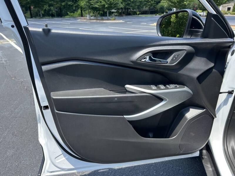 2025 Chevrolet Trax RS