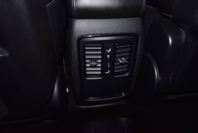 2020 Jeep Grand Cherokee Laredo E