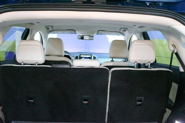 2021 Ford Edge Titanium