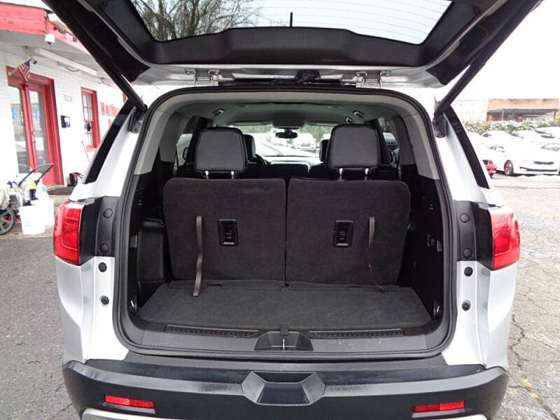 2018 GMC Acadia SLE-2