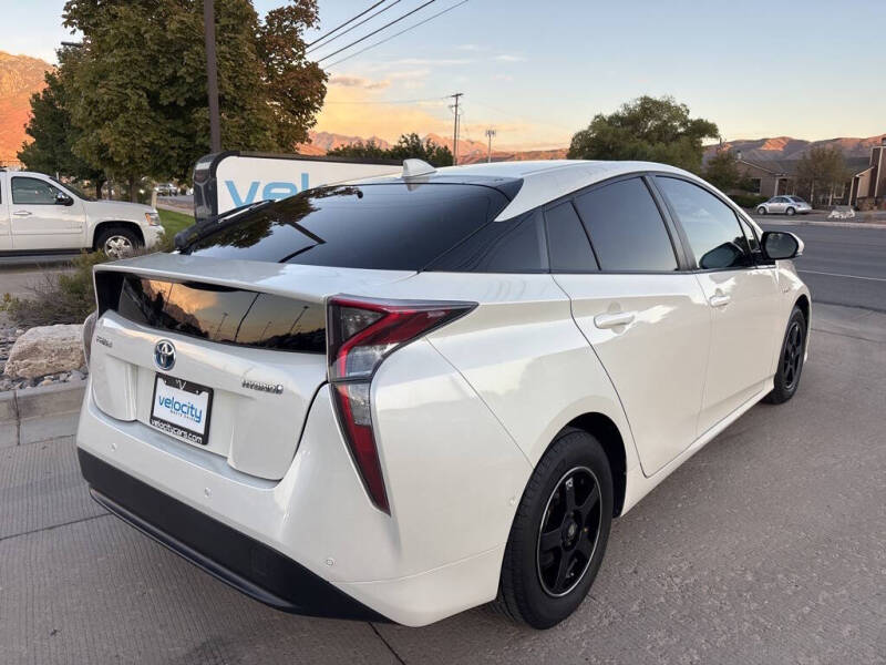 2017 Toyota Prius Four