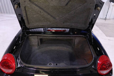 2002 Ford Thunderbird Deluxe