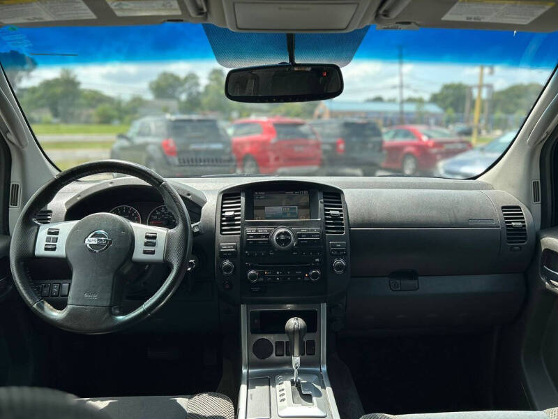 2012 Nissan Pathfinder S