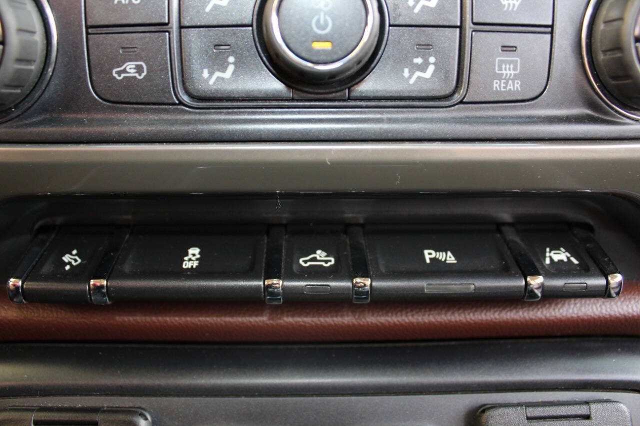 ChevroletSilverado 150025