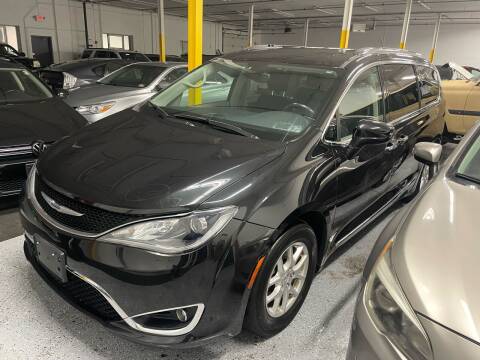 2020 Chrysler Pacifica for sale at The Car Buying Center in Saint Louis Park MN