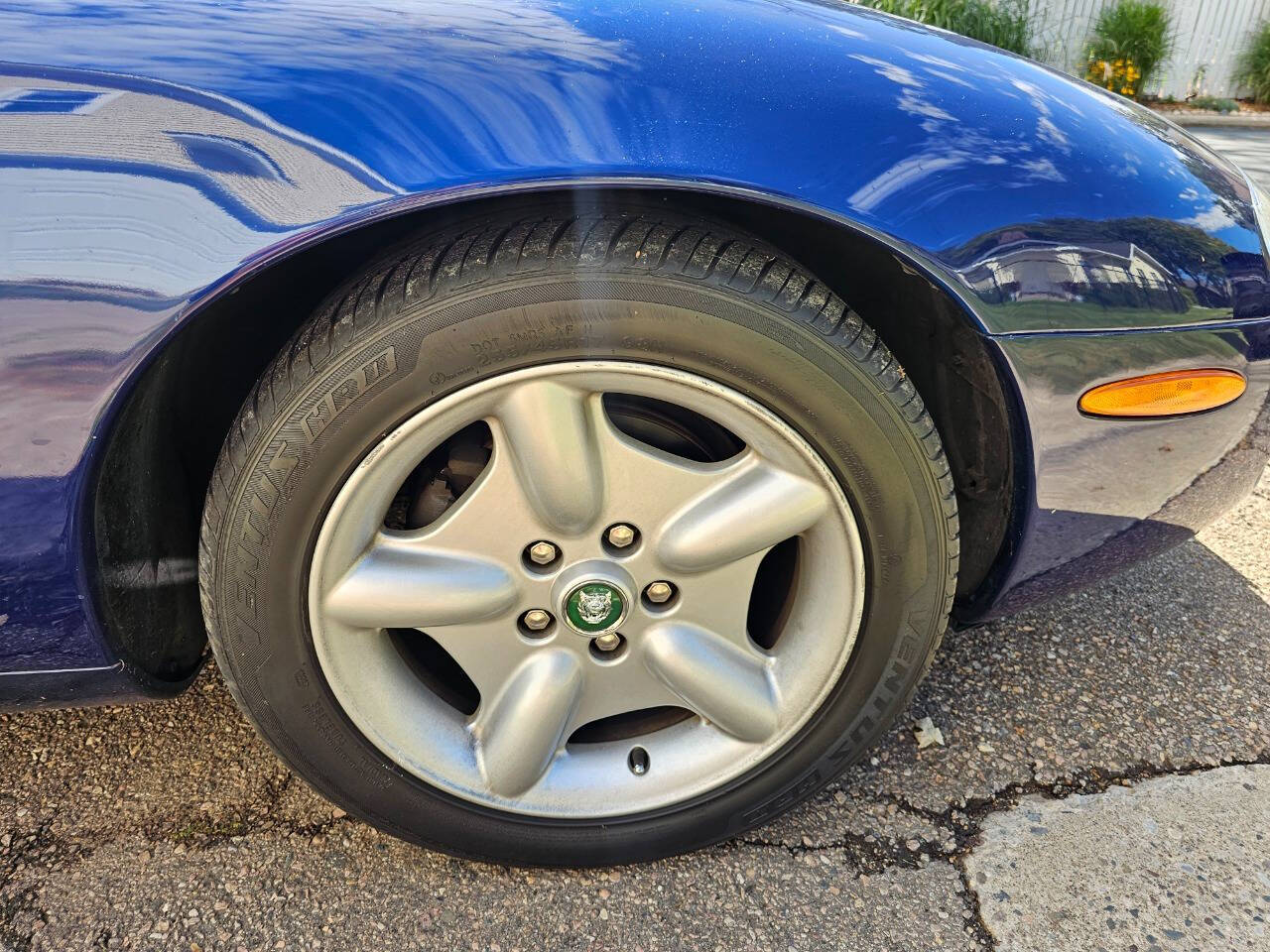 1998 Jaguar XK-Series 86