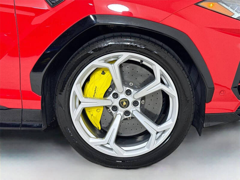 2020 Lamborghini Urus