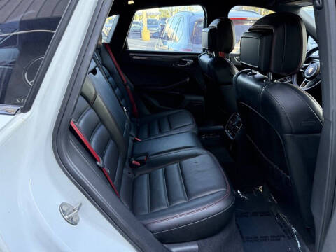 2018 Porsche Macan GTS