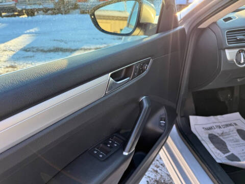 2016 Volkswagen Passat 1.8T S