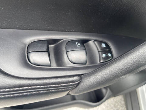 2014 Nissan Rogue S