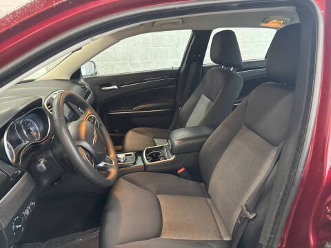 2023 Chrysler 300 Touring