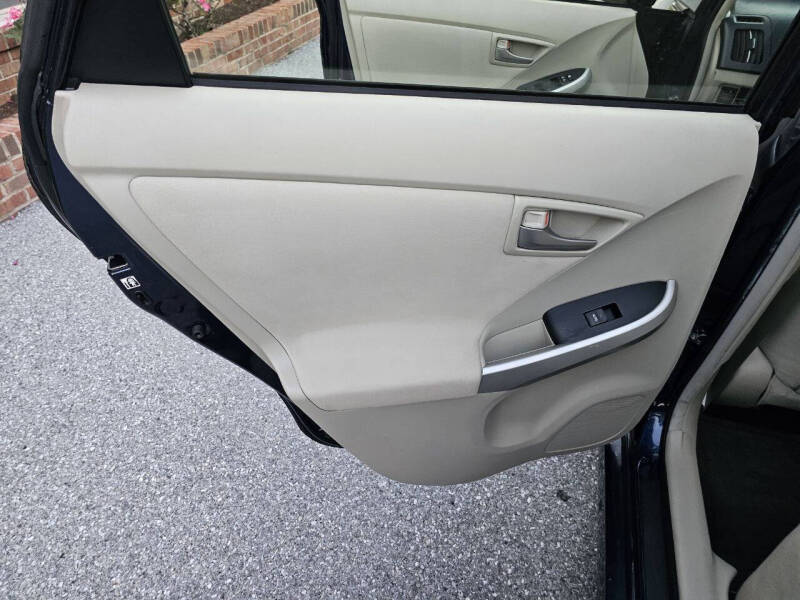 2013 Toyota Prius Two