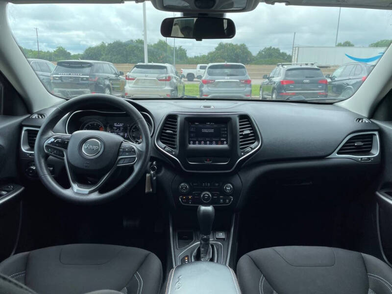 2019 Jeep Cherokee Latitude