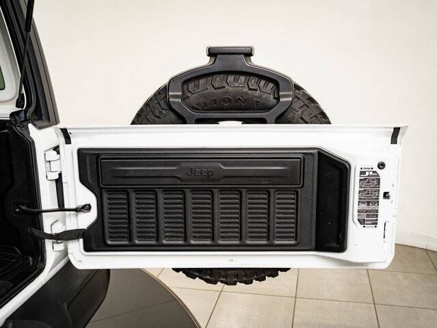 2022 Jeep Wrangler Willys