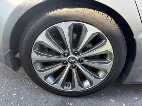 2014 Hyundai Genesis 5.0L R-Spec