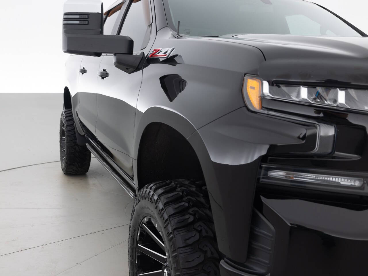 Used Car 2020 Chevrolet Silverado 1500  Lt Trail Boss 4x4 4dr Crew Cab 5.8 Ft. Sb For Sale Under $40,000 In Coal City, Illinois