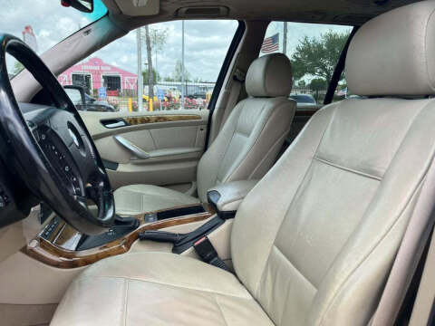 2001 BMW X5 4.4i
